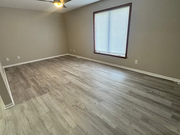 222-224 S Jackson Blvd #222 — Photo 3