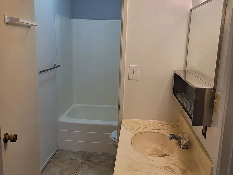 1525 Sierra Vista Dr — Photo 15
