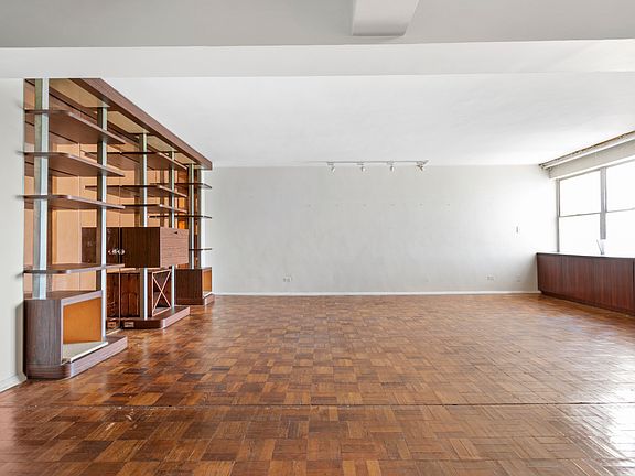 4th image of 45 Sutton Pl S APT 10J
