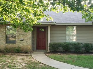 37 Dawn Cir, Longview, TX 75605
