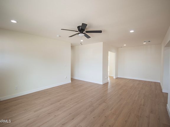 5th image of 2607 W AVALON Drive
