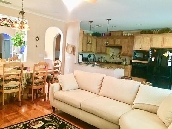 4th image of 3868 Northern Oak Dr
