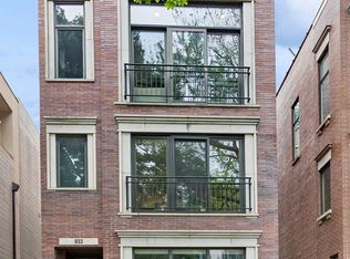 933 N Wolcott Ave #3, Chicago, IL 60622