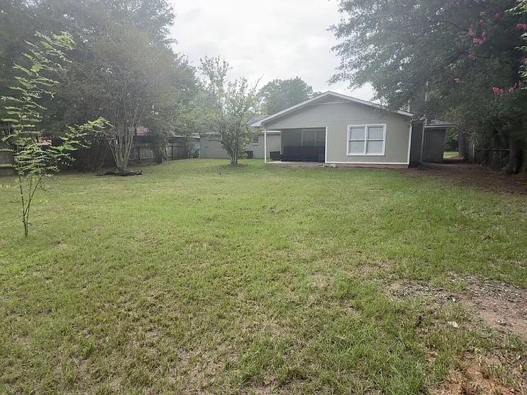 5850 Deer Trl — Photo 22