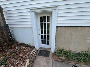 2131 N Stafford St #B-2, Arlington, VA 22207