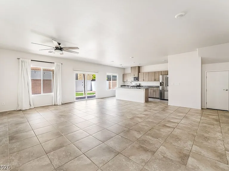 3803 Berenices Ave — Photo 4