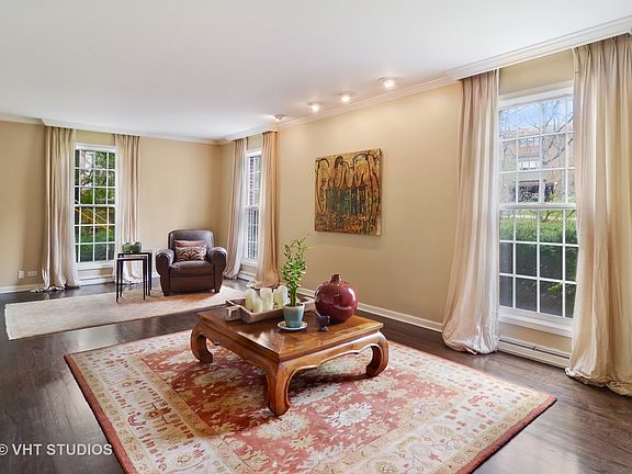 3rd image of 839 Dryden Ln
