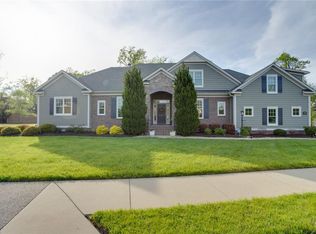 1937 Governors Pointe Dr, Suffolk, VA 23436