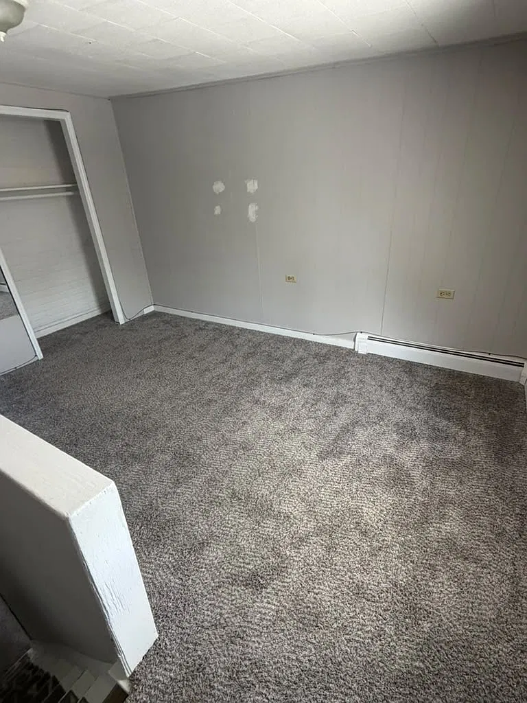 4 bed, 1272 sqft, $1,700 — Photo 3