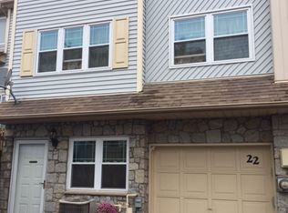 22 Candon Ct, Staten Island, NY