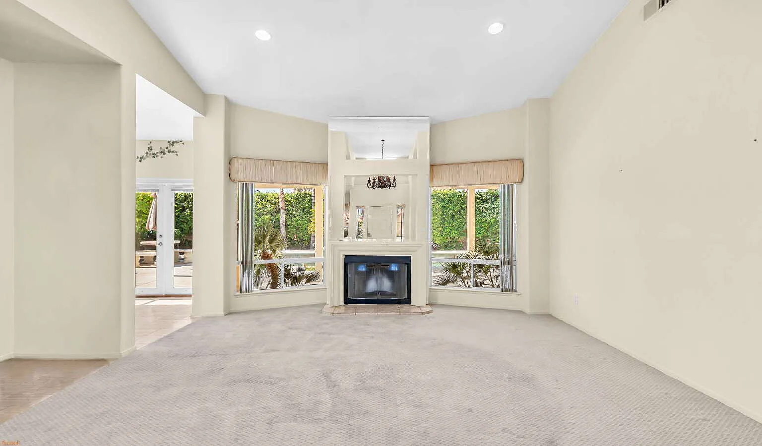 3 bed, 2.5 bath, 1941 sqft, $4,000 — Photo 4