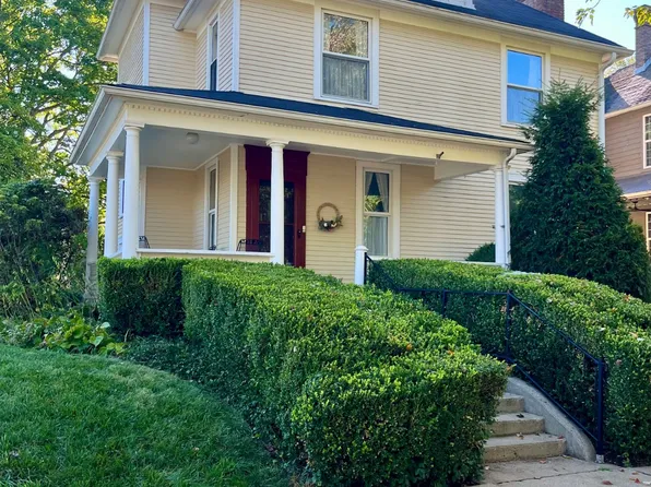 98 N High St, Jackson, OH 45640