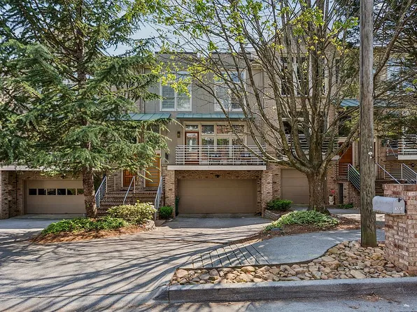 1281 Peachtree Vw NE, Atlanta, GA 30319