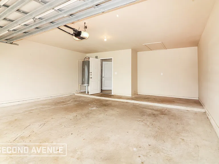 1037 Imperial St — Photo 21