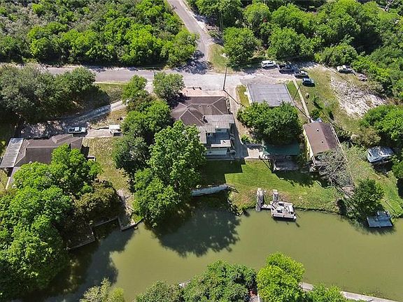 2nd image of 146 Vista Dr