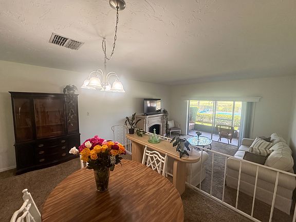 3rd image of 3707 Edgewater Dr