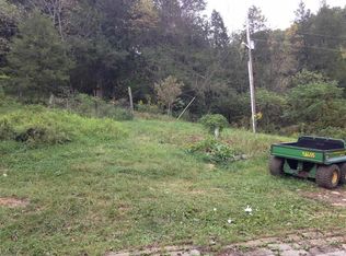 526 War Creek Rd, Eidson, TN 37731