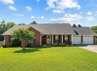 2105 Heatherwood Dr, Jasper, AL 35504