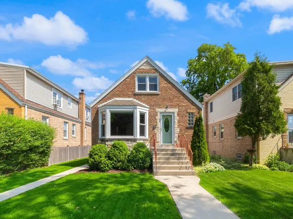 7204 W Farwell Ave, Chicago, IL 60631