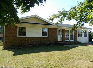 502 E Kime Ave, Liberty, NC 27298