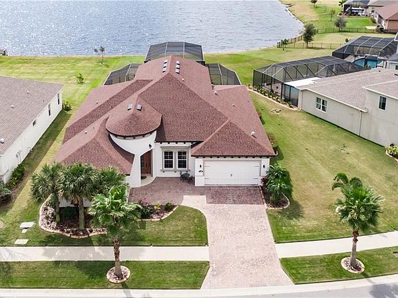 2nd image of 11529 Lake Lucaya Dr
