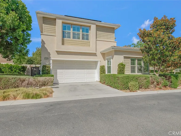 125 Turnstone — Photo 2