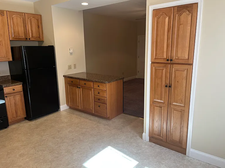 227 Walnut St #1 — Photo 10