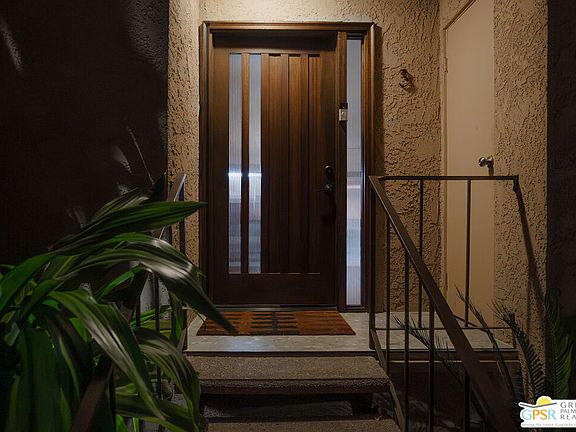 3rd image of 2727 S Sierra Madre Unit 3