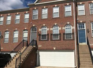 8204 Gunston Commons Way, Lorton, VA 22079