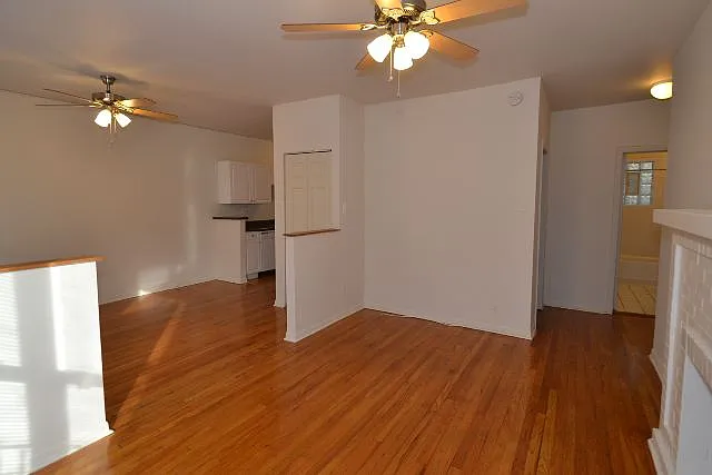 724 W Roscoe St #N2 — Photo 11