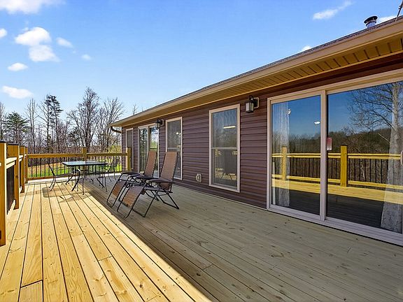 12th image of 138 Effie Allen Ln