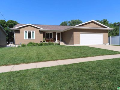 2725 S Royce St, Sioux City, IA, 51106