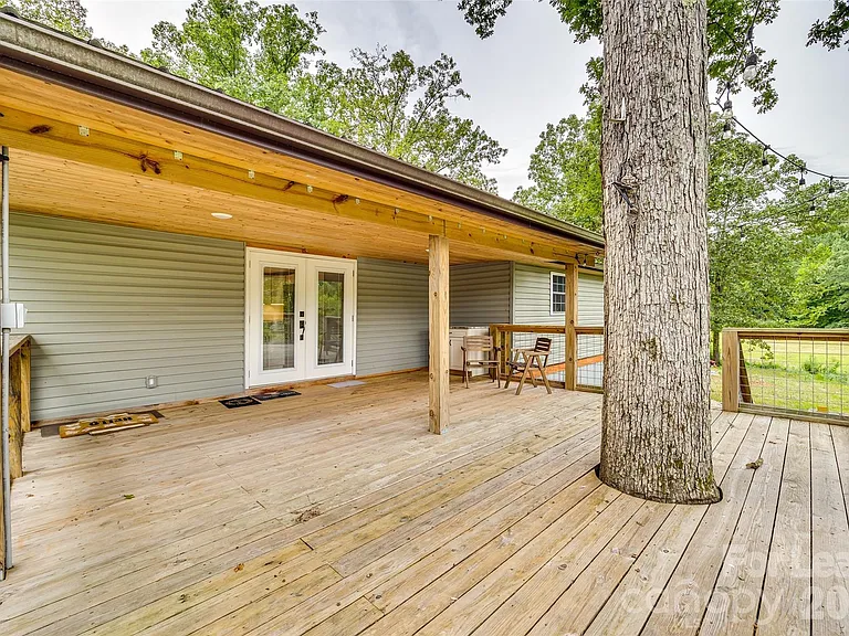 7274 Charlotte Hwy — Photo 21
