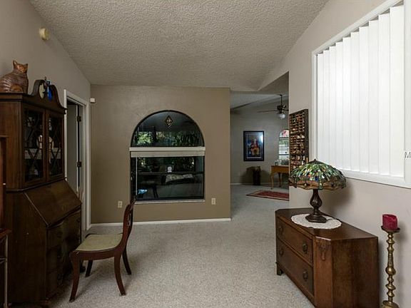 5th image of 10141 Cheshunt Dr