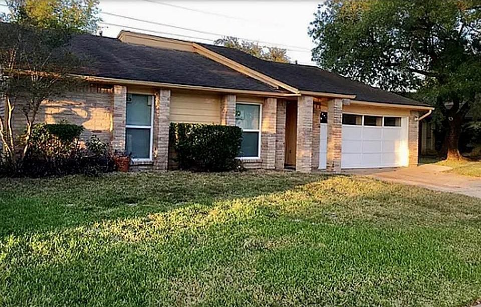 1st image of 20270 Smithfield Crossing Ln