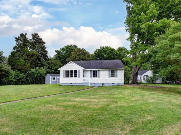 513 W Maynor Dr, Williamsburg, VA 23185