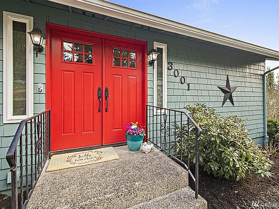 2nd image of 3001 Cabrini Dr NW