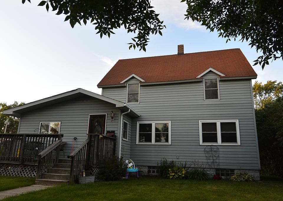 1st image of 304 9th St NW