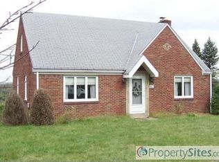 8072 Steubenville Pike, Oakdale, PA 15071