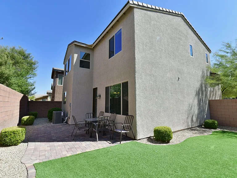 10318 Jolly Hill Ave — Photo 18