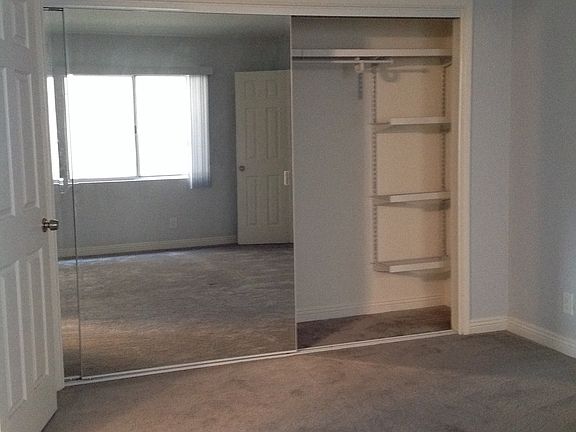 4th image of 1333 S Bundy Dr APT 8