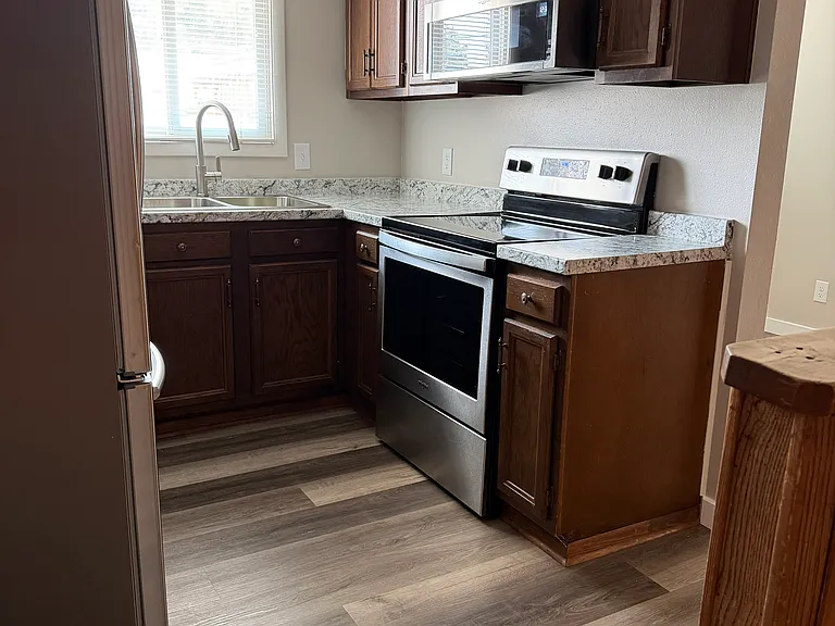 4421 3rd Ave N #B — Photo 15