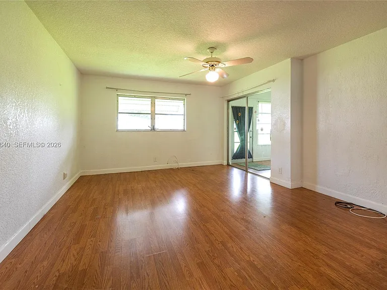 8555 NW 10th St #B106 — Photo 15