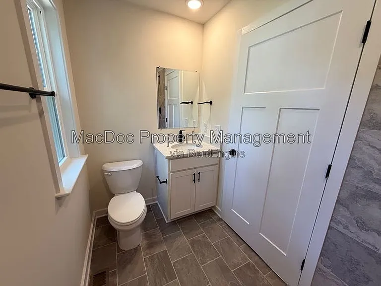 387 Forest Grove Rd — Photo 34
