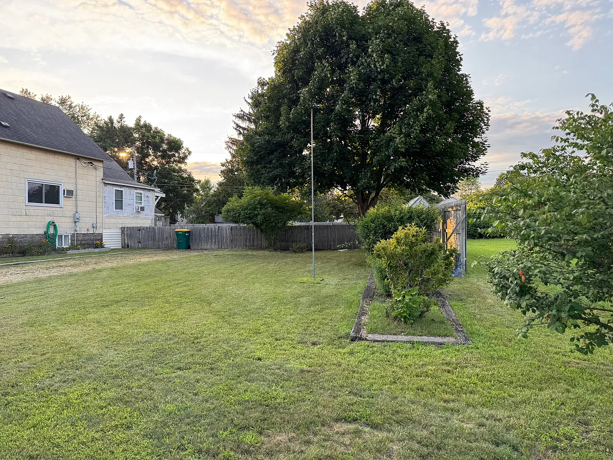 front yard - 1023 Spruce St
