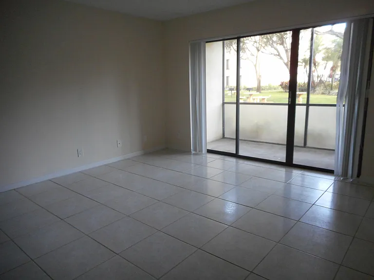 202 Foxtail Dr #F1 — Photo 13