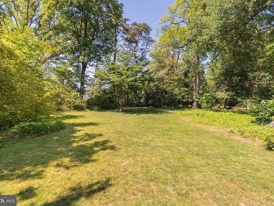 1st image of 2101 Woodmont Rd