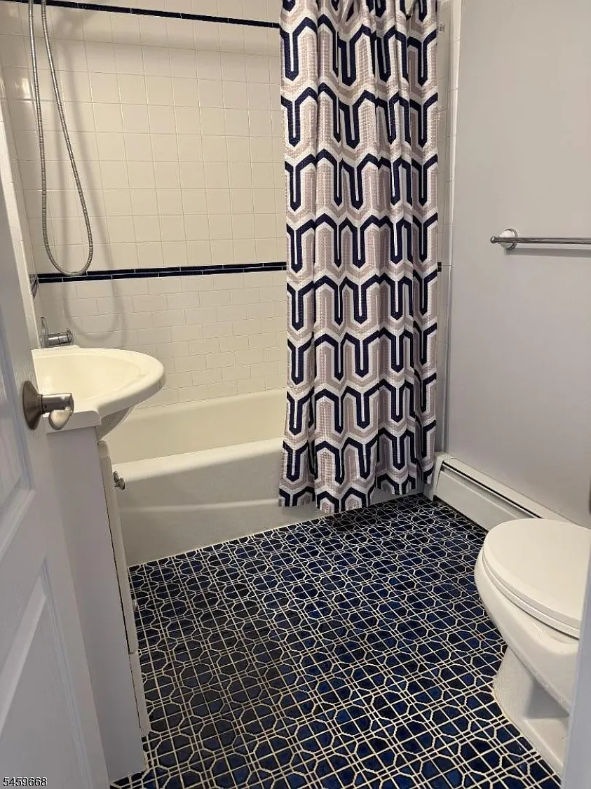 5 bed, 1.5 bath, $2,900 — Photo 3