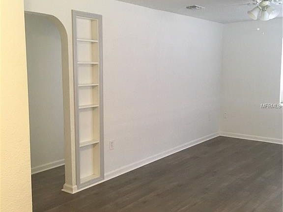 2nd image of 517 W Blue Springs Ave