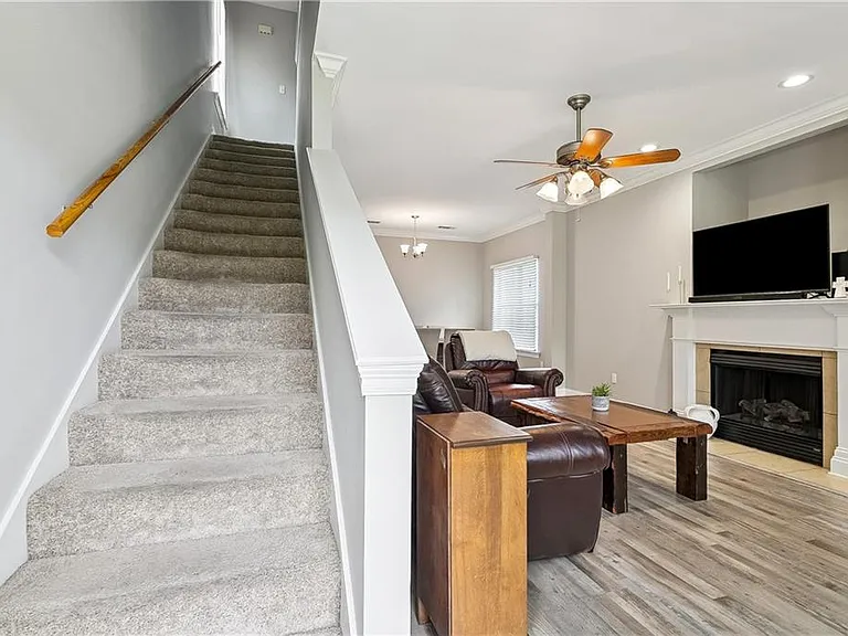 818 Carroll St — Photo 11